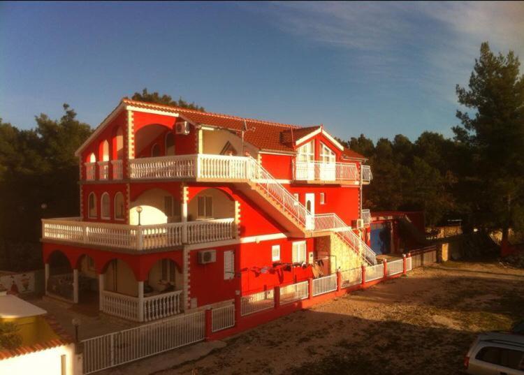 Lipovac Resort Ficus Билице Екстериор снимка