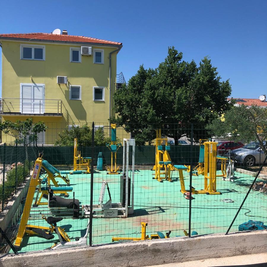 Lipovac Resort Ficus Билице Екстериор снимка