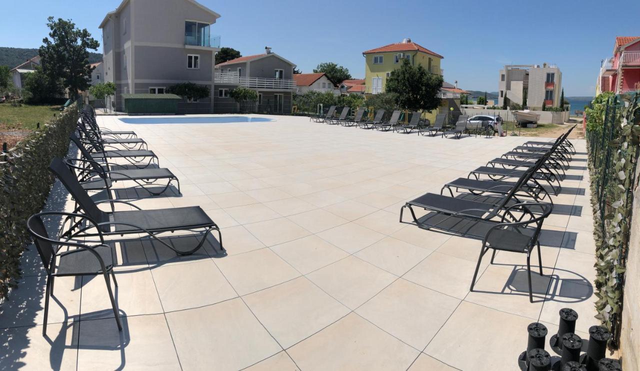 Lipovac Resort Ficus Билице Екстериор снимка